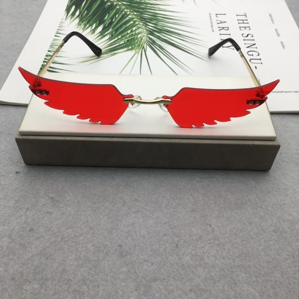 Fashion Sunglasses for Women and Men